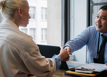 LOI Letter of Intent in Busines